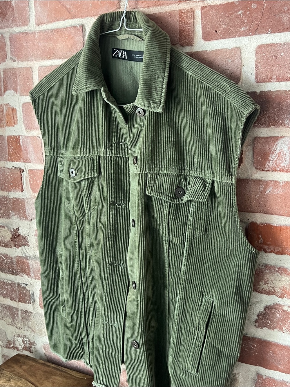 ZARA  Olive Green Corduroy Sleeveless Jacket